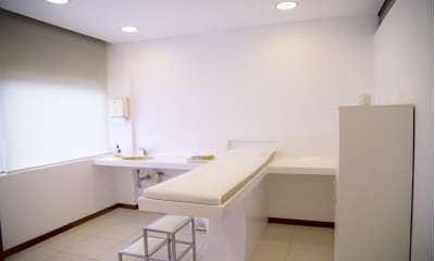 Clínica arca com rescisão indireta por não pagar adicional de insalubridade a recepcionista