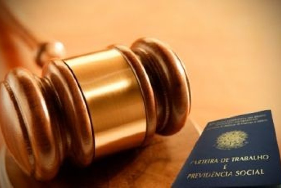 TST altera Súmulas que tratam de equiparação salarial e prescrição do FGTS TST altera Súmulas que tratam de equiparação salarial e prescrição do FGTS