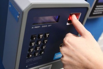 Adulteração do registro de ponto