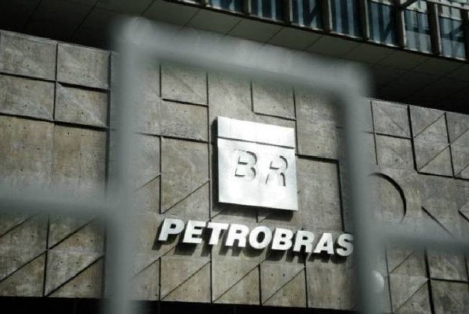 Petrobrás restabelece justa causa de empregado dispensado em período de licença-saúde