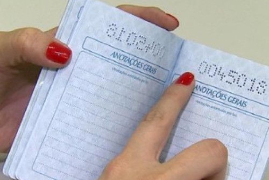 TRT2 – Ausência de registro do contrato de trabalho na CTPS configura dano moral TRT2 – Ausência de registro do contrato de trabalho na CTPS configura dano moral