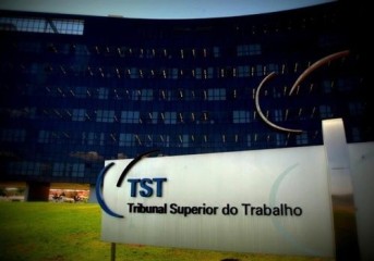 TST reafirma entendimento de que pernoite em caminhão não garante horas de sobreaviso a motorista