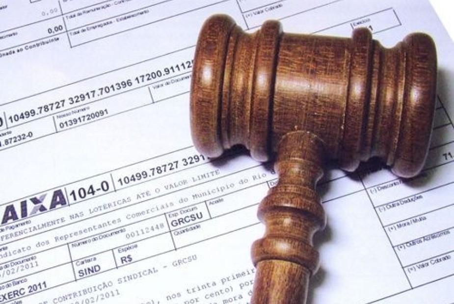 STF – Confederação questiona fim da obrigatoriedade da contribuição sindical STF – Confederação questiona fim da obrigatoriedade da contribuição sindical