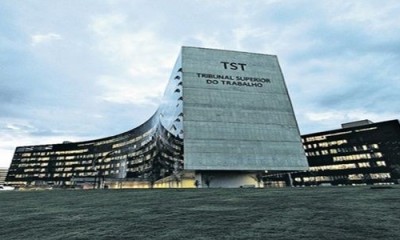 Dispensa de bancário um dia depois de sofrer mal súbito é reconhecida como discriminatória Dispensa de bancário um dia depois de sofrer mal súbito é reconhecida como discriminatória