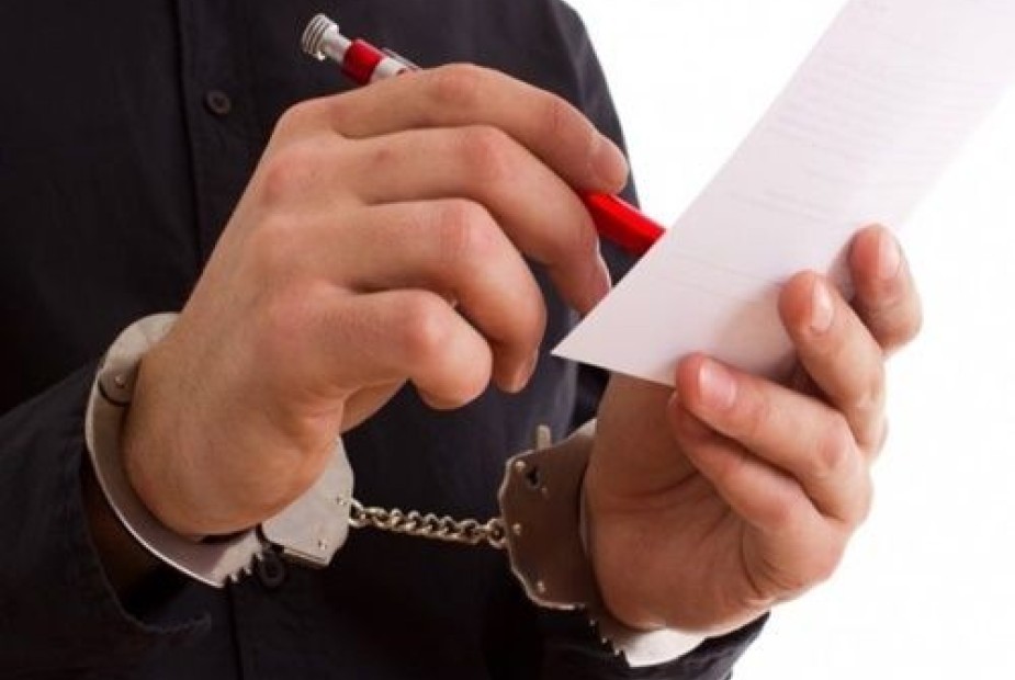 Empregador pode exigir certidão de antecedentes criminais para operador de telemarketing Empregador pode exigir certidão de antecedentes criminais para operador de telemarketing