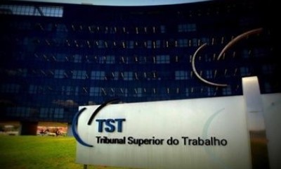 Alteração da CLT: TST mantém demissão em massa sem negociação prévia por universidade