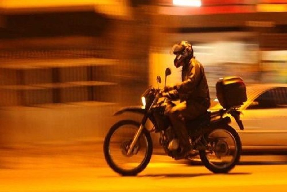 Direito a adicional de periculosidade por uso de motocicleta não se restringe a motoboys Direito a adicional de periculosidade por uso de motocicleta não se restringe a motoboys