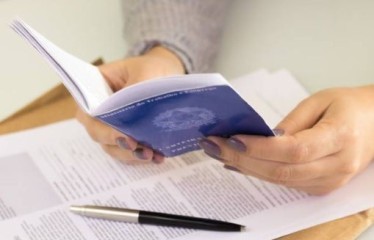 Projeção do aviso-prévio impede indenização por dispensa antes da data-base