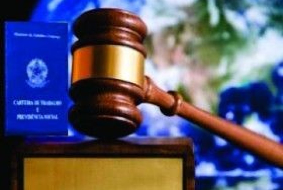 JT-MG identifica fraude e nega indenização a trabalhador que recebeu seguro-desemprego e continuou trabalhando JT-MG identifica fraude e nega indenização a trabalhador que recebeu seguro-desemprego e continuou trabalhando