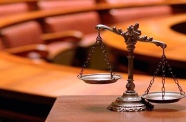 Trabalhador que sofre acidente no curso do aviso prévio indenizado não tem direito à estabilidade ou indenização