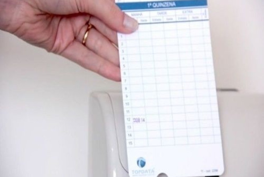 O registro de ponto por exceção O registro de ponto por exceção