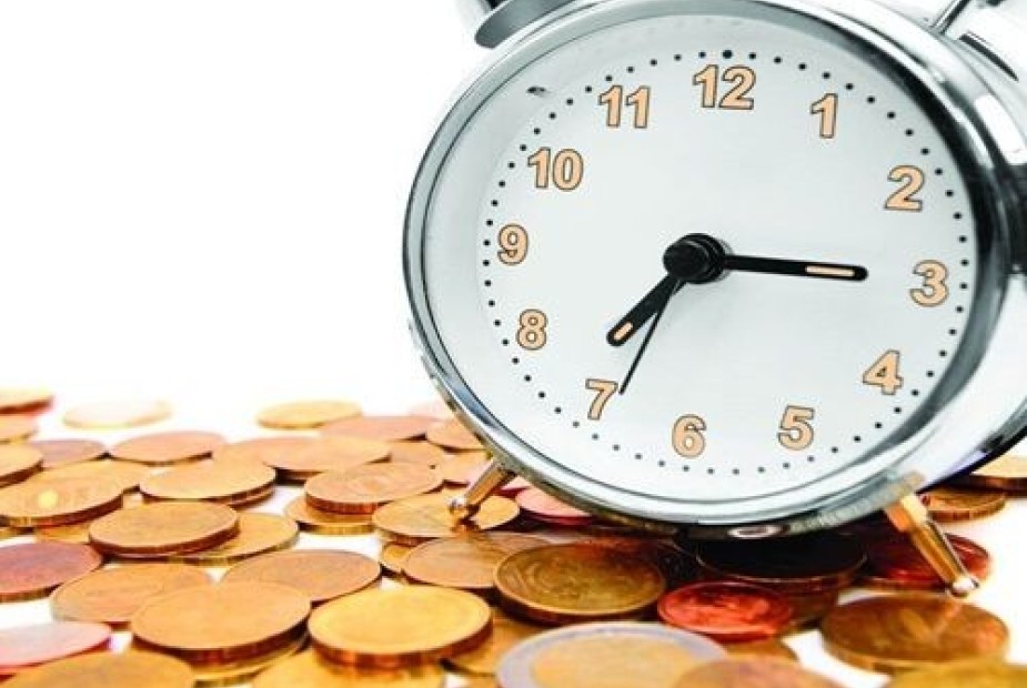 Vendedora comissionista vai receber horas extras acrescidas de adicional Vendedora comissionista vai receber horas extras acrescidas de adicional