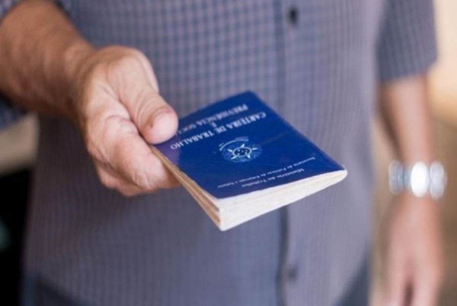 MP que fixou medidas trabalhistas para preservação do emprego e da renda tem sua vigência prorrogada MP que fixou medidas trabalhistas para preservação do emprego e da renda tem sua vigência prorrogada