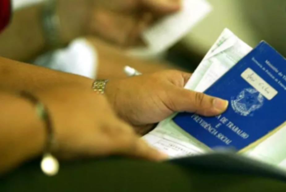 PUBLICADA MEDIDA PROVISÓRIA QUE INSTITUI NOVO PROGRAMA EMERGENCIAL DE MANUTENÇÃO DO EMPREGO E DA RENDA. PUBLICADA MEDIDA PROVISÓRIA QUE INSTITUI NOVO PROGRAMA EMERGENCIAL DE MANUTENÇÃO DO EMPREGO E DA RENDA.