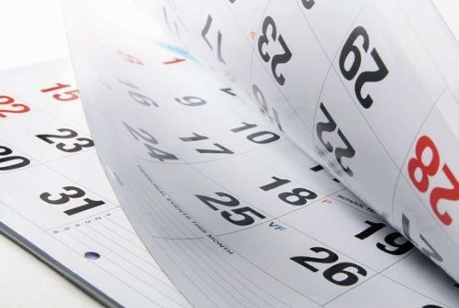 TROCA DE FERIADO, NEGOCIAÇÃO COLETIVA E A “PONTE” ATRAVÉS DE COMPENSAÇÃO. TROCA DE FERIADO, NEGOCIAÇÃO COLETIVA E A “PONTE” ATRAVÉS DE COMPENSAÇÃO.