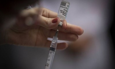 Empresas já avaliam penalidades para quem não tomar a vacina contra covid-19