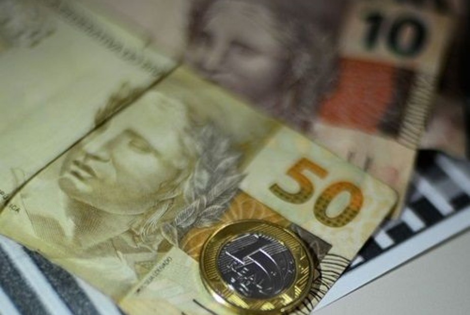 PUBLICADA LEI QUE PRORROGA VIGÊNCIA DA DESONERAÇÃO DA FOLHA DE PAGAMENTO PUBLICADA LEI QUE PRORROGA VIGÊNCIA DA DESONERAÇÃO DA FOLHA DE PAGAMENTO