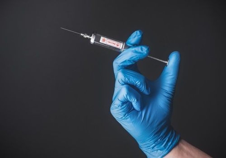 TRT-15 nega rescisão indireta a empregada que recusou vacina contra Covid-19
