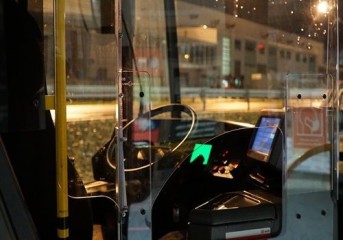 Motorista de ônibus que dirigiu com habilitação suspensa tem despedida por justa causa reconhecida