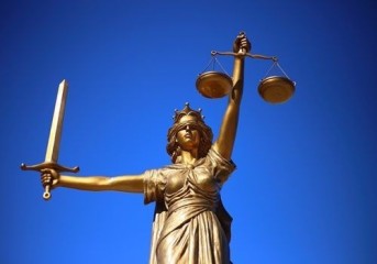 SUPREMO TRIBUNAL FEDERAL DETERMINA PARTICIPAÇÃO CLASSISTA PROFISSIONAL EM CASO DE DISPENSA COLETIVA