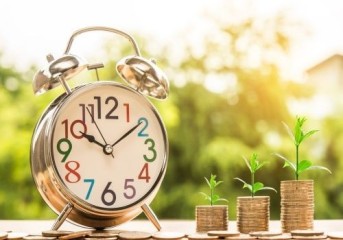 Empresa deve pagar horas extras por curso realizado fora do expediente