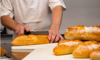 3ª Turma reconhece despedida discriminatória de auxiliar de padaria após desmaios  Início do corpo da notícia 3ª Turma reconhece despedida discriminatória de auxiliar de padaria após desmaios  Início do corpo da notícia