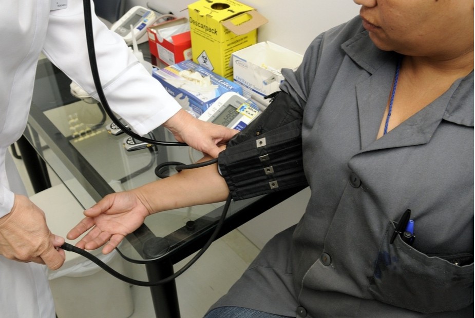 TRT21 - Empresa de estética pagará indenização por exigir exames de HIV e gravidez para admissão de trabalhadora TRT21 - Empresa de estética pagará indenização por exigir exames de HIV e gravidez para admissão de trabalhadora