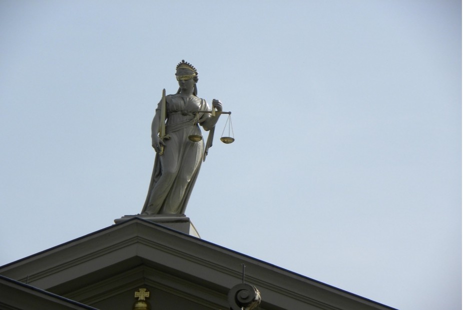 Assistente não será indenizado por atraso na quitação de verbas rescisórias Assistente não será indenizado por atraso na quitação de verbas rescisórias