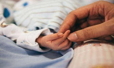Construtora que não concedeu licença-maternidade deve indenizar trabalhadora em mais de R$ 150 mil