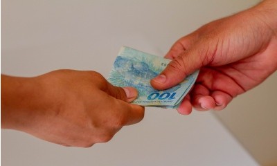 Vendedor não pode ter comissão reduzida por vendas canceladas ou inadimplência de compradores