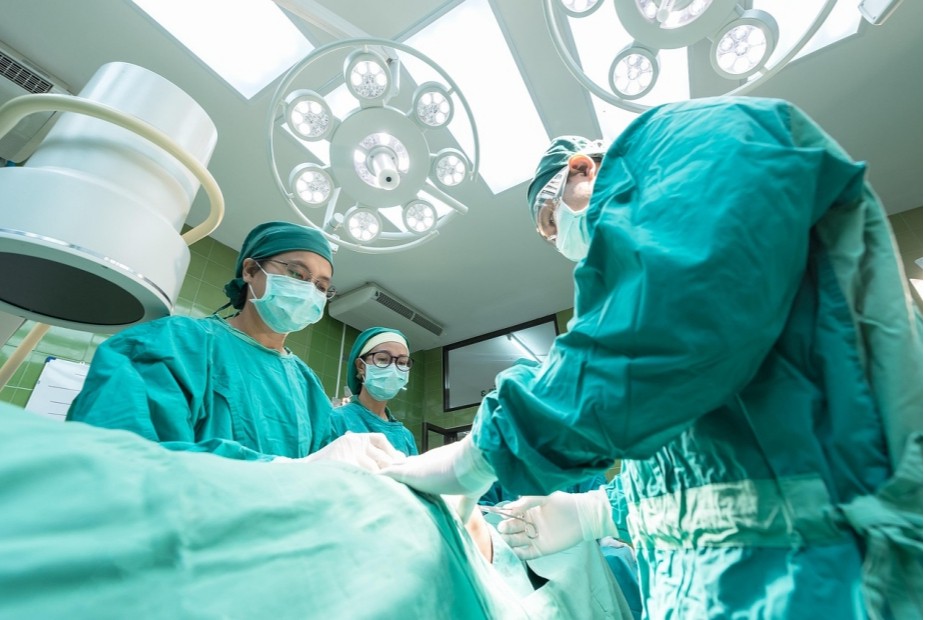 Técnica em enfermagem deve ser indenizada por não ter sido afastada de atividade insalubre durante a lactação Técnica em enfermagem deve ser indenizada por não ter sido afastada de atividade insalubre durante a lactação