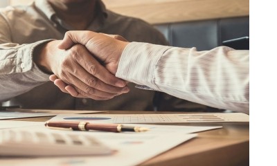 Demitir e recontratar com salário menor implica restituição de valor