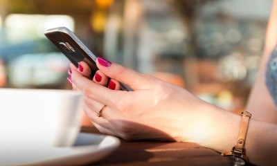 Mantida a despedida por justa causa de atendente de telemarketing que furtou celular de colega