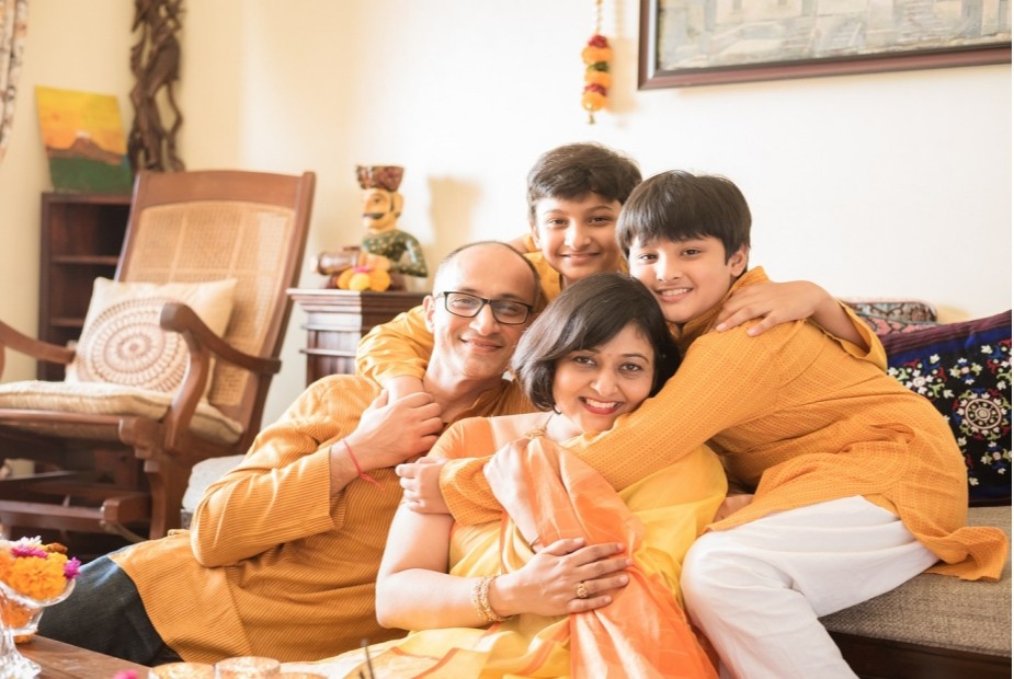 Ratificado entendimento do  TST de que o dano existencial exige prova efetiva de prejuízo ao convívio social familiar